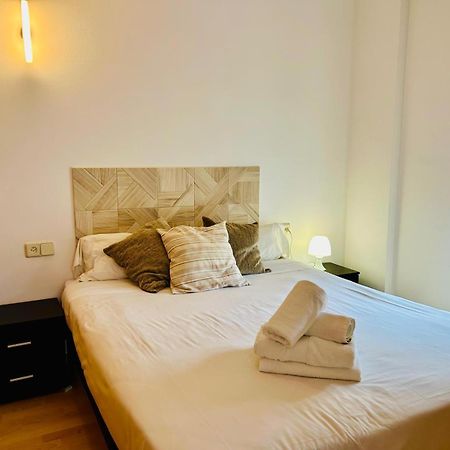 Apartaments Ample Port Marina Palamós Extérieur photo