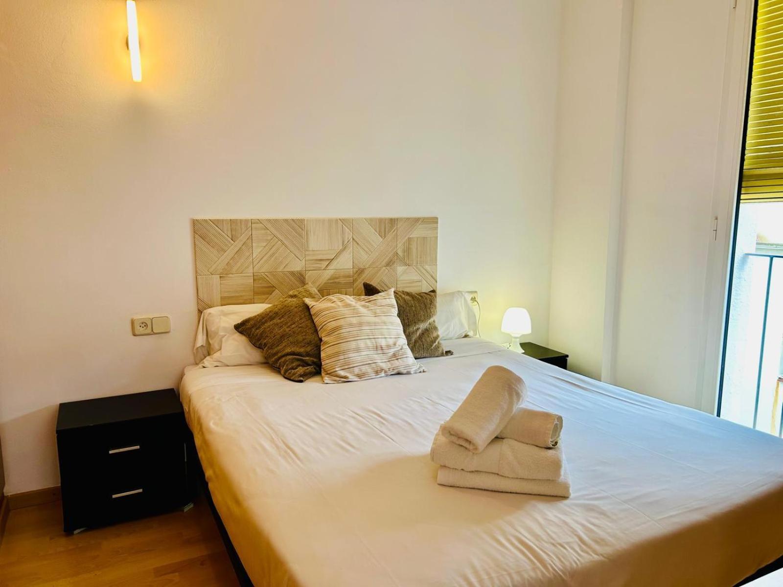 Apartaments Ample Port Marina Palamós Extérieur photo